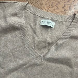 Abercrombie & Fitch Sweater